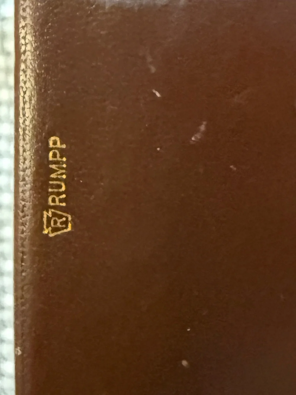 Rumpp red binoculars in leather case